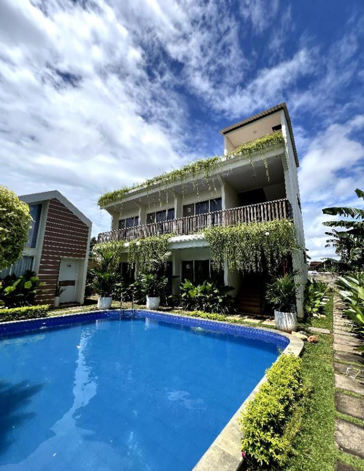 Syailendra Hotel Syariah Jepara Extérieur photo
