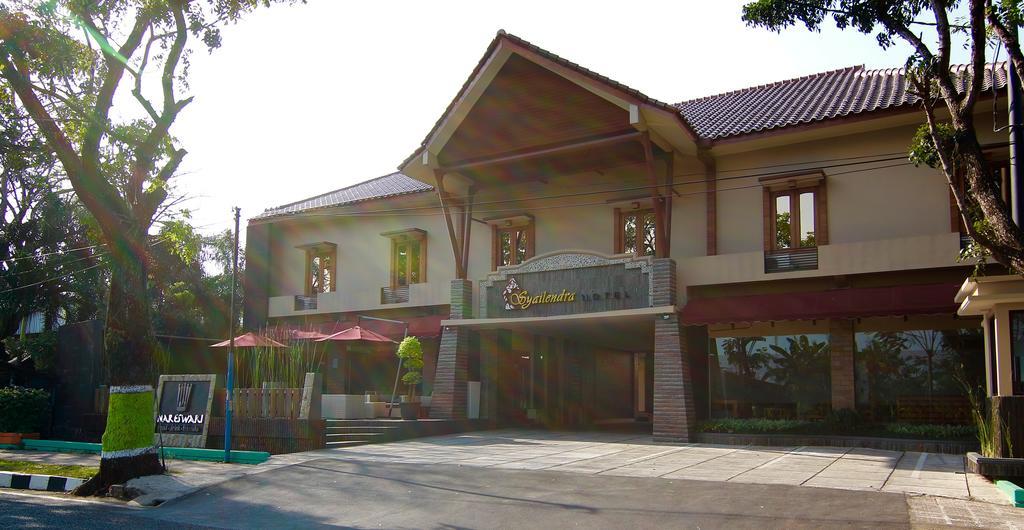 Syailendra Hotel Syariah Jepara Extérieur photo