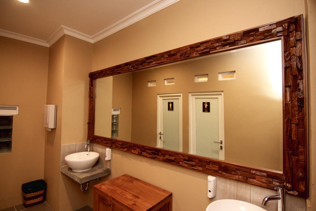 Syailendra Hotel Syariah Jepara Extérieur photo