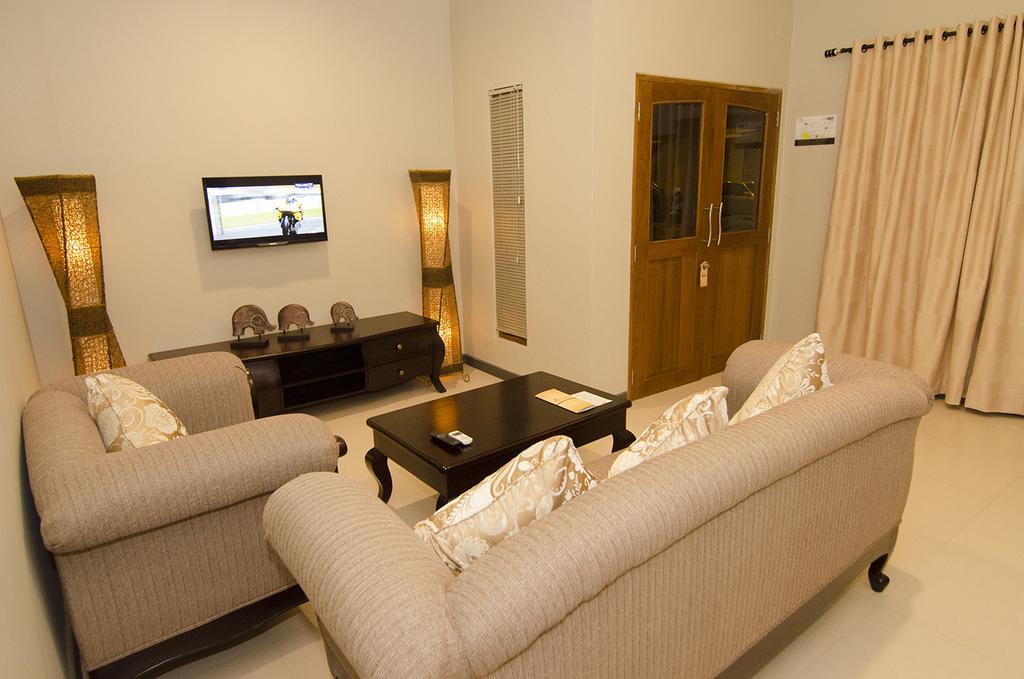 Syailendra Hotel Syariah Jepara Extérieur photo